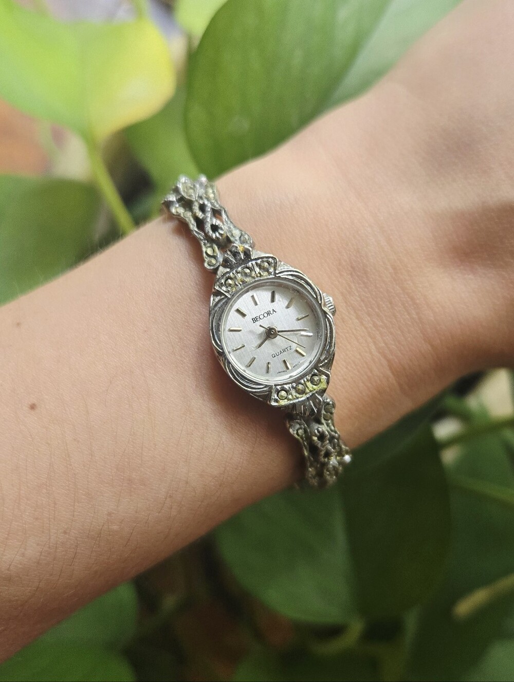 Vintage Becora Marcasite Womens Quartz Watch Silver Tone Watch